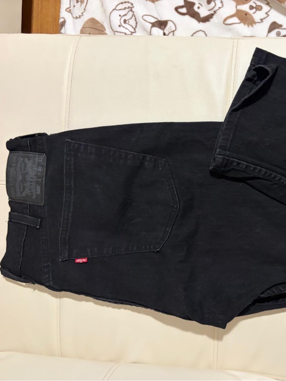 Women Levi’s size 38 x 32